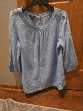 Talbots blue linen blouse size large with buttons down the back